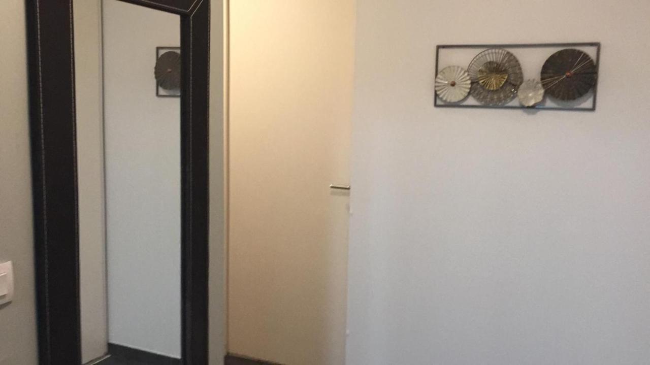 Appartement De Charme Avec Terrasse, Pres De Paris Mantes-la-Jolie Εξωτερικό φωτογραφία