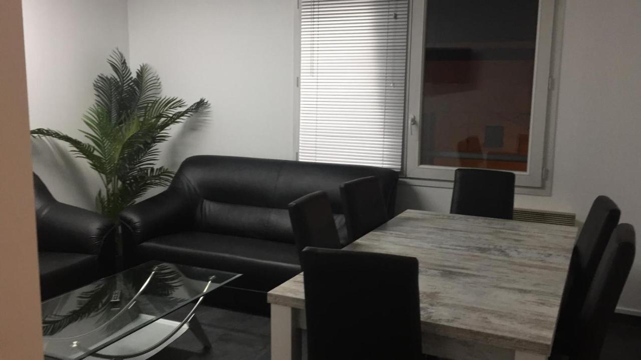 Appartement De Charme Avec Terrasse, Pres De Paris Mantes-la-Jolie Εξωτερικό φωτογραφία